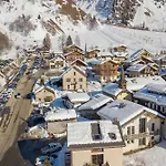 شقة Le Royal Straton - With Balcony & Parking