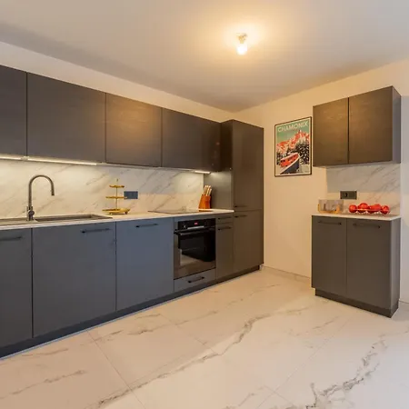 Le Royal Straton - Happy * アルジェンティエール